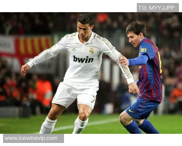 2025年足球界最伟大球星是谁 谁能超越梅西和C罗的传奇地位 2025年足球界最伟大球星是谁 谁能超越梅西和C罗的传奇地位