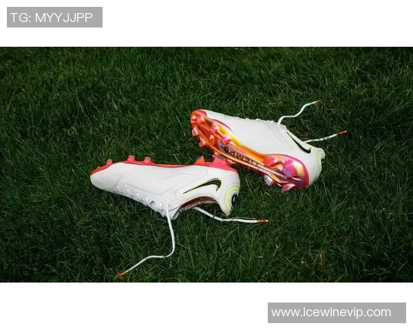 90年代经典球星足球鞋回顾 重温传奇时刻与设计风潮