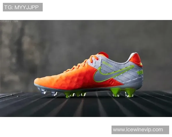 女足球明星最时尚球鞋推荐