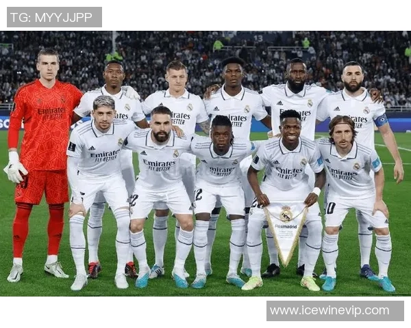 足坛巨星身高排行榜全面揭秘谁是绿茵场上最高与最矮传奇球员